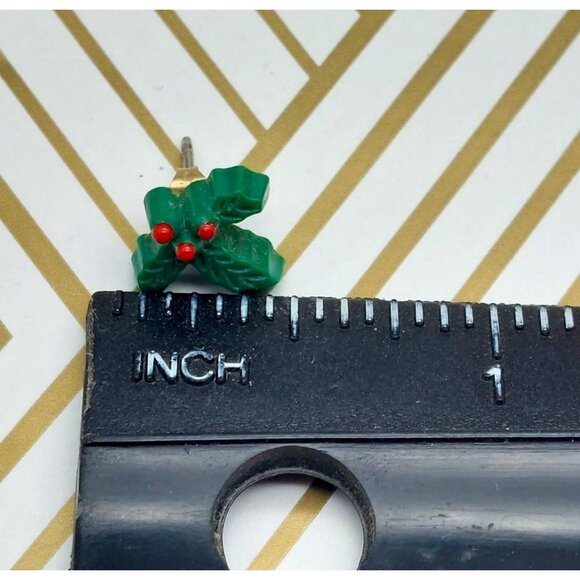 Cute Lot of 3 CHRISTMAS Earrings Dangle Ornament Holly Studs and Wreaths & Bows - Picture 10 of 10